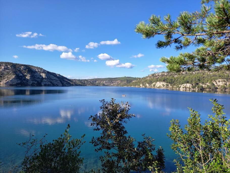 House Of Magic Lake Greoux-les-Bains ภายนอก รูปภาพ